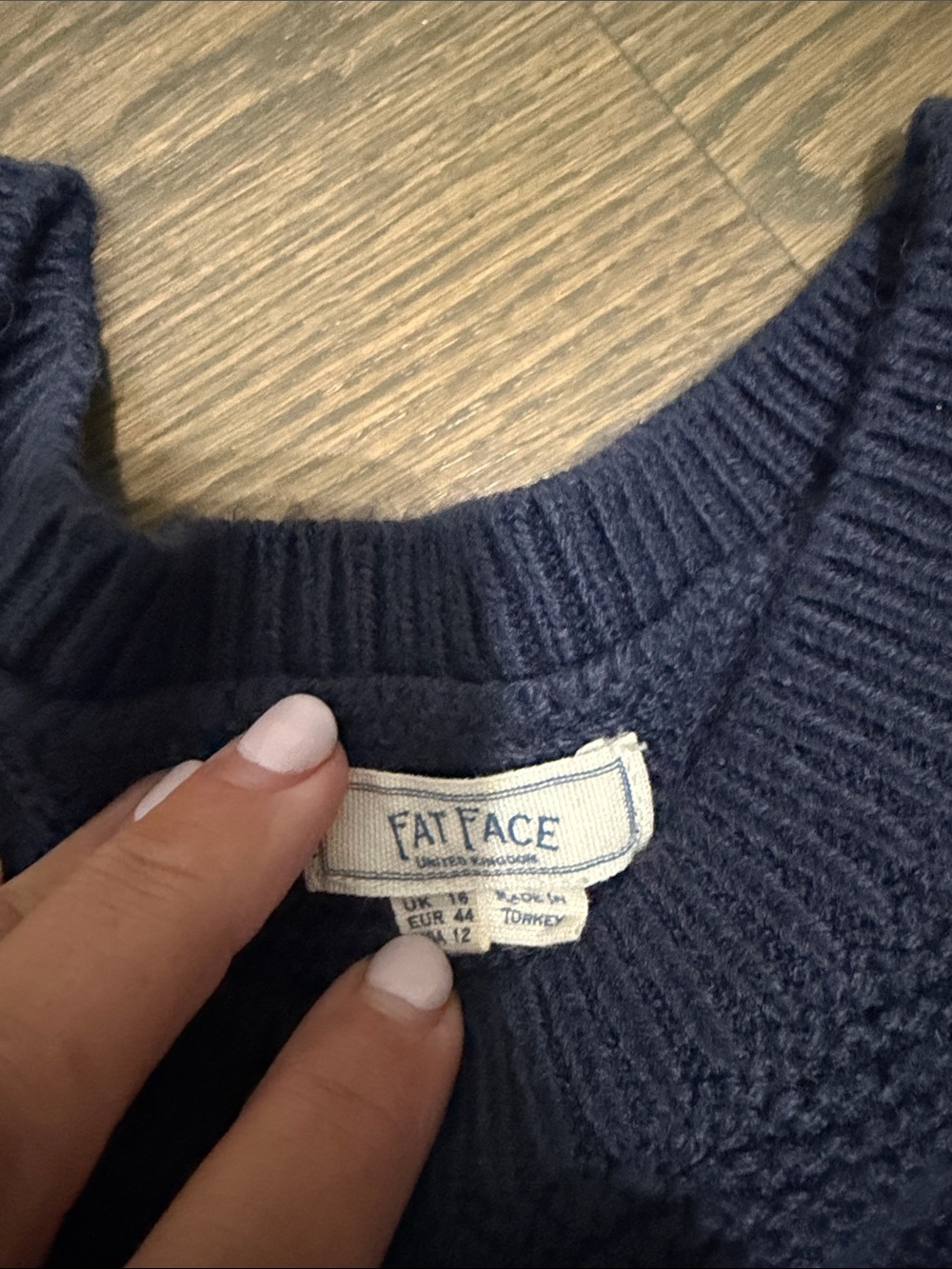 Fatface sweater - Picture 2 of 3